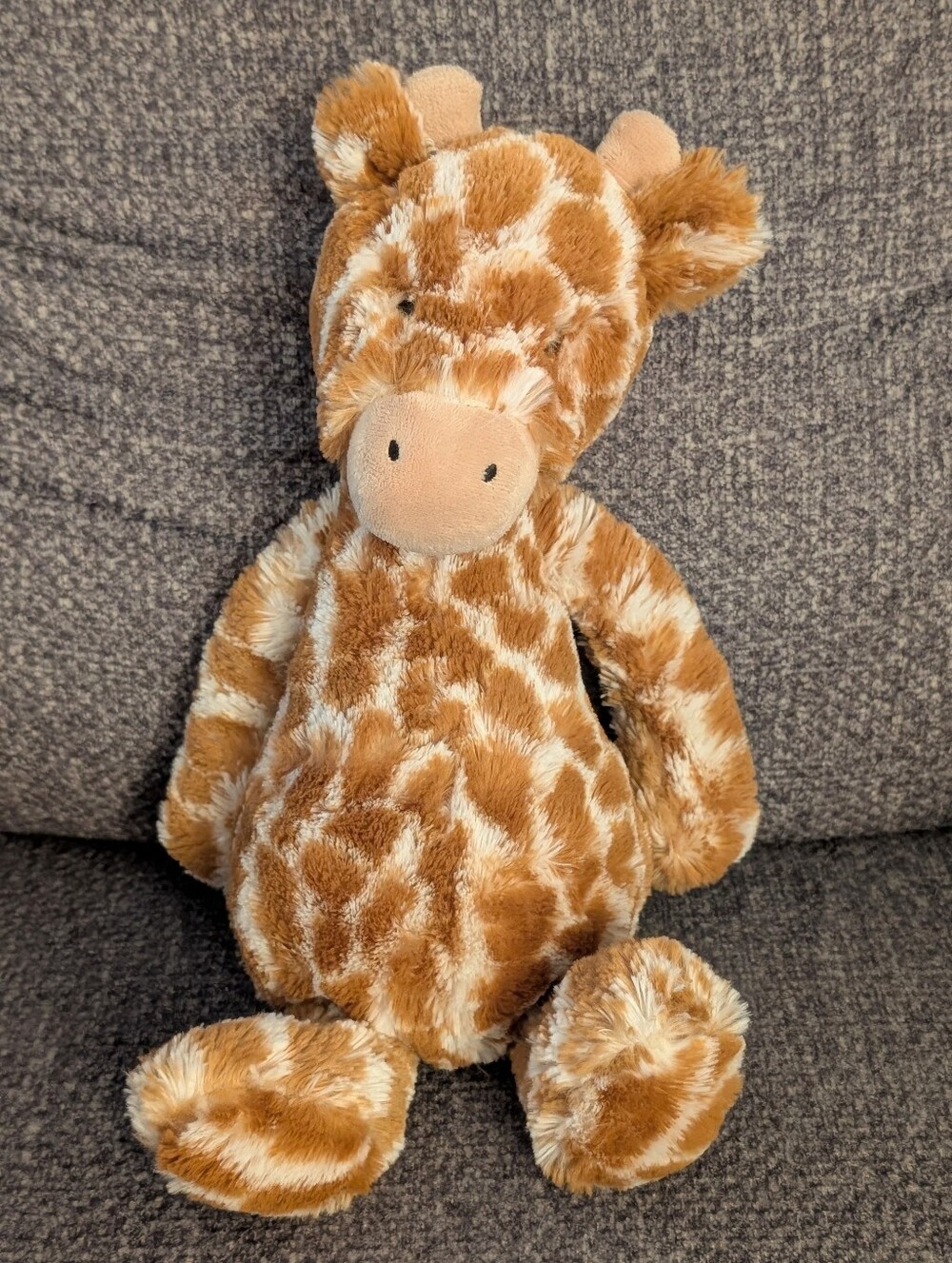 Jellycat Bashful Giraffe Medium - NWOT